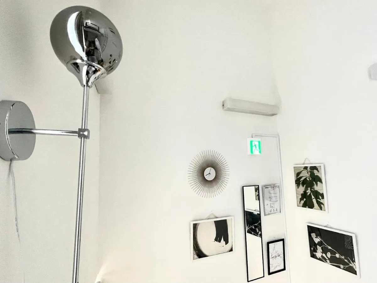 Apartment 1 Stop To Shinjuku! Central Nakano! Up To 3Ppl.Cozy Bright Room. Tokyo